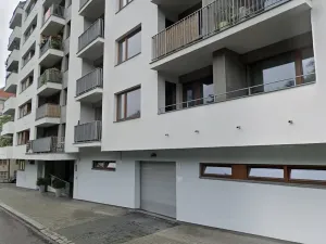 Pronájem garáže, Praha - Žižkov, Kališnická, 15 m2
