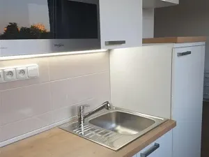 Pronájem bytu 1+1, Praha - Hodkovičky, Klánova, 29 m2