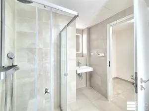 Pronájem bytu 1+kk, Praha - Modřany, Mezi vodami, 32 m2