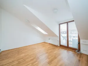 Pronájem bytu 4+1, Praha - Smíchov, Štefánikova, 147 m2