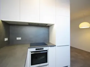 Pronájem atypického bytu, Praha - Vinohrady, Korunní, 82 m2