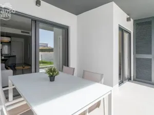 Prodej bytu 3+kk, Torrevieja, Alicante, Španělsko, 65 m2