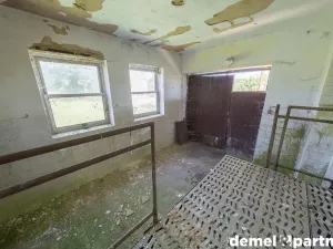Pronájem zemědělského objektu, Korouhev, 1400 m2