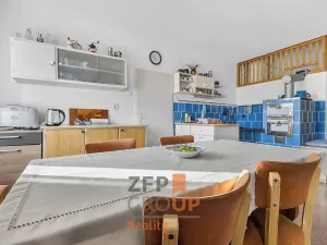 Prodej rodinného domu, Korouhev, 300 m2