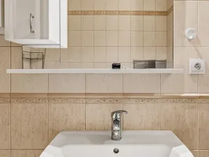 Pronájem bytu 2+kk, Praha - Krč, Tavolníková, 51 m2