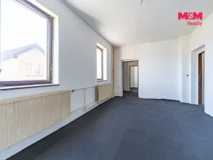 Prodej bytu 3+1, Hranice, Tovární, 170 m2