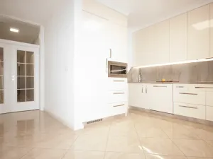 Prodej bytu 4+kk, Praha - Vokovice, Irská, 140 m2