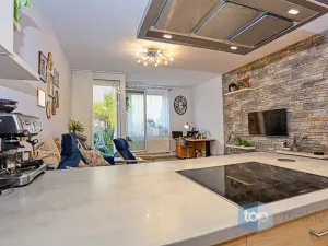 Prodej bytu 3+kk, Praha, U louky, 71 m2