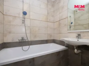 Prodej bytu 3+1, Hradec Králové - Pražské Předměstí, Medkova, 61 m2