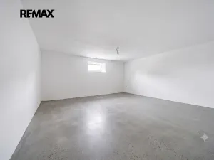 Prodej bytu 3+kk, Moravany, Květná, 103 m2
