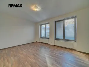 Pronájem bytu 1+kk, Kolín, Václavská, 32 m2