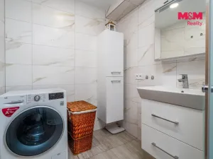 Prodej bytu 3+1, Zásmuky, Družstevní, 77 m2