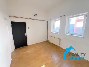 Pronájem bytu 1+1, Děčín, Plzeňská, 32 m2