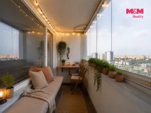 Prodej bytu 2+kk, Praha, Štúrova, 49 m2