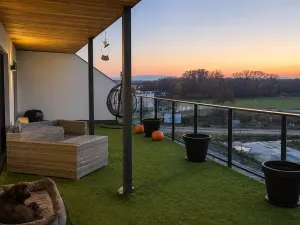 Pronájem bytu 2+kk, Hluboká nad Vltavou, Potoční, 52 m2