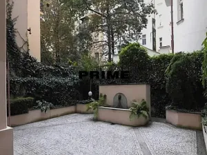 Pronájem bytu 2+1, Praha - Smíchov, Janáčkovo nábřeží, 80 m2