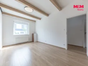 Pronájem rodinného domu, Praha - Březiněves, Pěnkaví, 110 m2