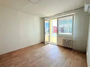 Pronájem bytu 1+1, Židlochovice, sídl. Družba, 35 m2