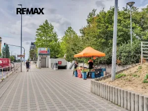 Prodej bytu 3+1, Praha - Prosek, Jablonecká, 67 m2