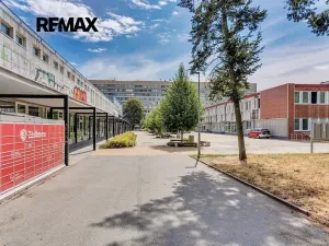 Prodej bytu 3+1, Praha - Prosek, Jablonecká, 67 m2