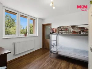 Prodej bytu 3+1, Kněževes, Štrosova, 55 m2