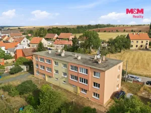 Prodej bytu 3+1, Kněževes, Štrosova, 55 m2