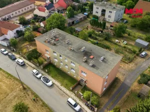 Prodej bytu 3+1, Kněževes, Štrosova, 55 m2