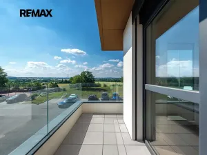 Prodej bytu 2+kk, Praha - Černý Most, Arnošta Valenty, 49 m2