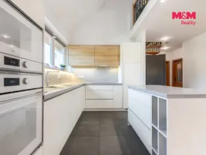 Prodej komerční nemovitosti, Luhačovice, Masarykova, 180 m2