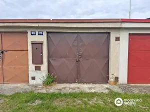 Prodej garáže, Ivančice, 15 m2