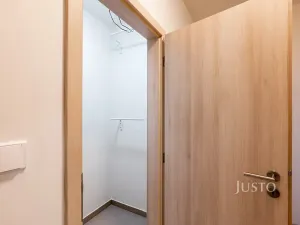 Pronájem bytu 2+kk, Praha - Modřany, Soukalova, 55 m2
