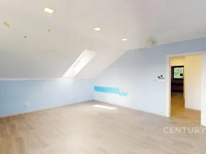Prodej rodinného domu, Ivaň, 319 m2