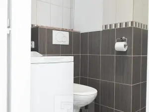 Pronájem bytu 1+kk, Praha - Troja, Krynická, 29 m2