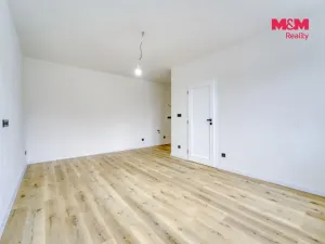 Pronájem bytu 2+kk, Tlučná, Tlučenská kolonie, 41 m2