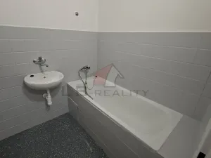 Pronájem bytu 3+1, Pečky, V Horkách, 81 m2