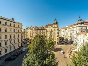 Prodej bytu 3+kk, Praha - Staré Město, U obecního dvora, 81 m2