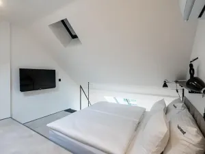 Prodej bytu 1+kk, Praha - Karlín, Prvního pluku, 31 m2
