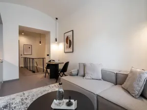 Prodej atypického bytu, Praha - Karlín, Prvního pluku, 50 m2