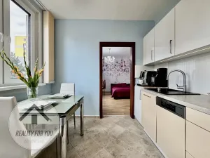 Prodej bytu 3+1, Praha - Hlubočepy, Högerova, 77 m2