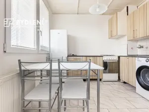 Prodej bytu 2+1, Osek, Hrdlovská, 61 m2