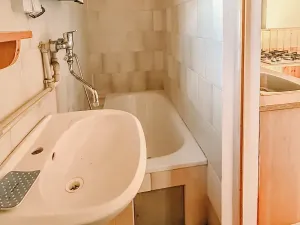 Pronájem chaty, Praha, Kbelská, 35 m2