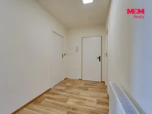Pronájem bytu 2+kk, Tlučná, Tlučenská kolonie, 37 m2