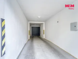 Pronájem garážového stání, Plzeň - Jižní Předměstí, Karlova, 15 m2