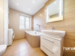 Prodej bytu 4+1, Šternberk, Kozinova, 72 m2