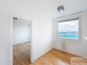 Prodej bytu 1+1, Praha - Háje, Kosmická, 48 m2