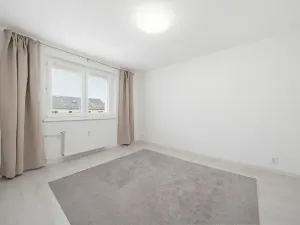Pronájem bytu 2+kk, Ostrov, Halasova, 55 m2
