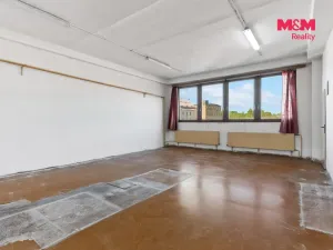 Pronájem skladu, Frýdlant, Úzká, 4500 m2