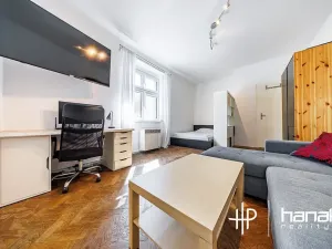 Prodej bytu 1+1, Praha - Podolí, Pod Pekařkou, 42 m2