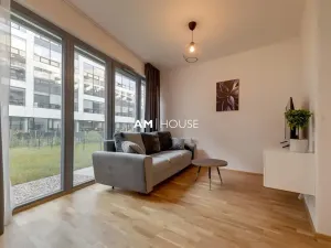 Pronájem bytu 2+kk, Praha - Vysočany, Vysočanská, 55 m2