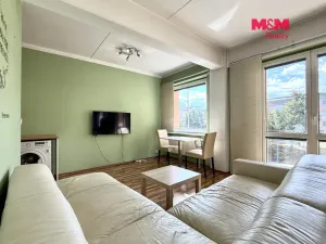 Pronájem bytu 1+kk, Kladno, Vojtěcha Lanny, 37 m2
